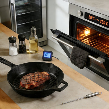 Blog: Choosing the Right Tools for Cooking Dry-Aged Meat